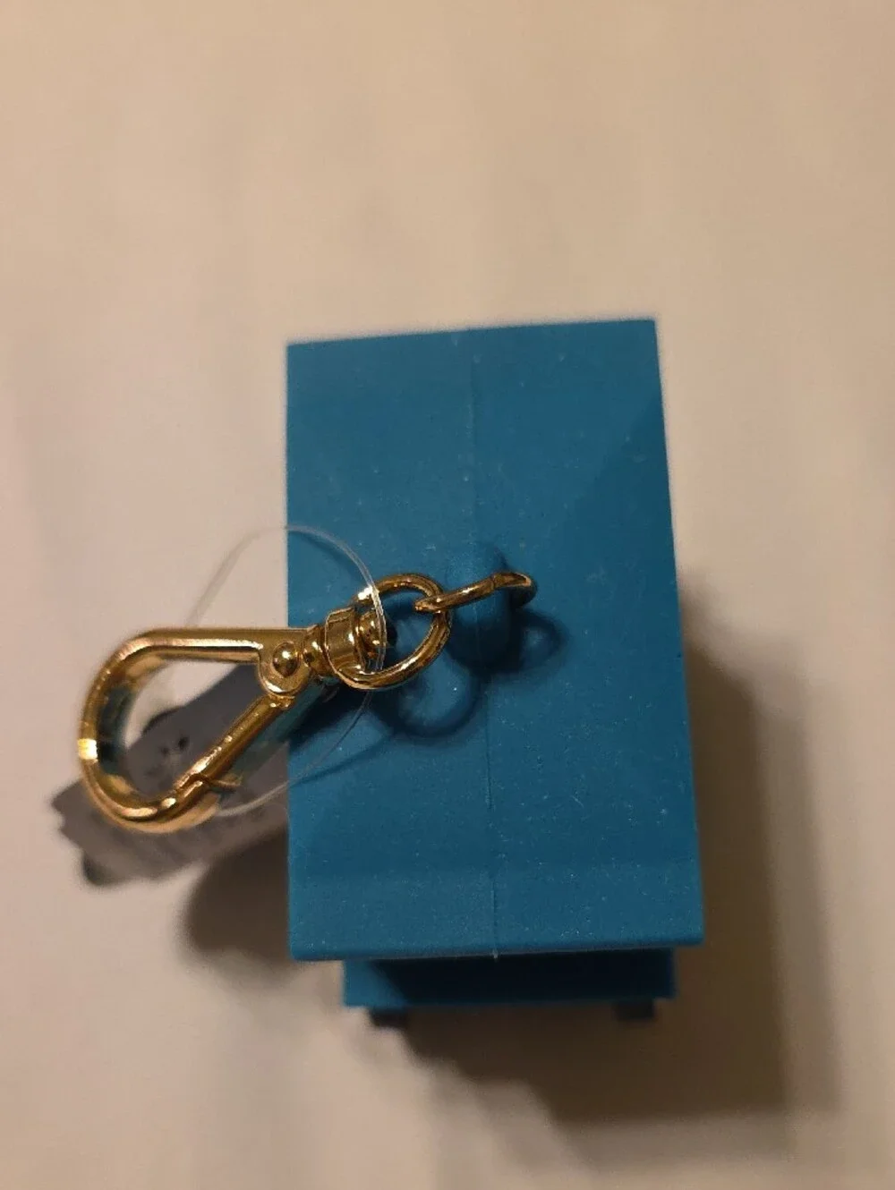 Bath & Body Works Bridgerton Carriage Key/Bag Pocketbac